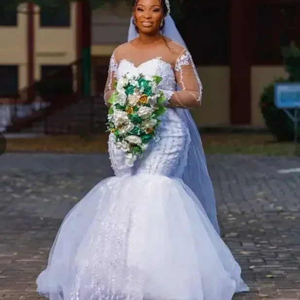 Customized Customize Long Sleeve Luxury Appliques Pearls African Mermaid Wedding Dress Plus Size Fishtail Custom Made Bridal Gow
Customized Customize Long Sleeve Luxury Appliques Pearls African Mermaid Wedding Dress Plus Size Fishtail Custom Made Bridal Gow