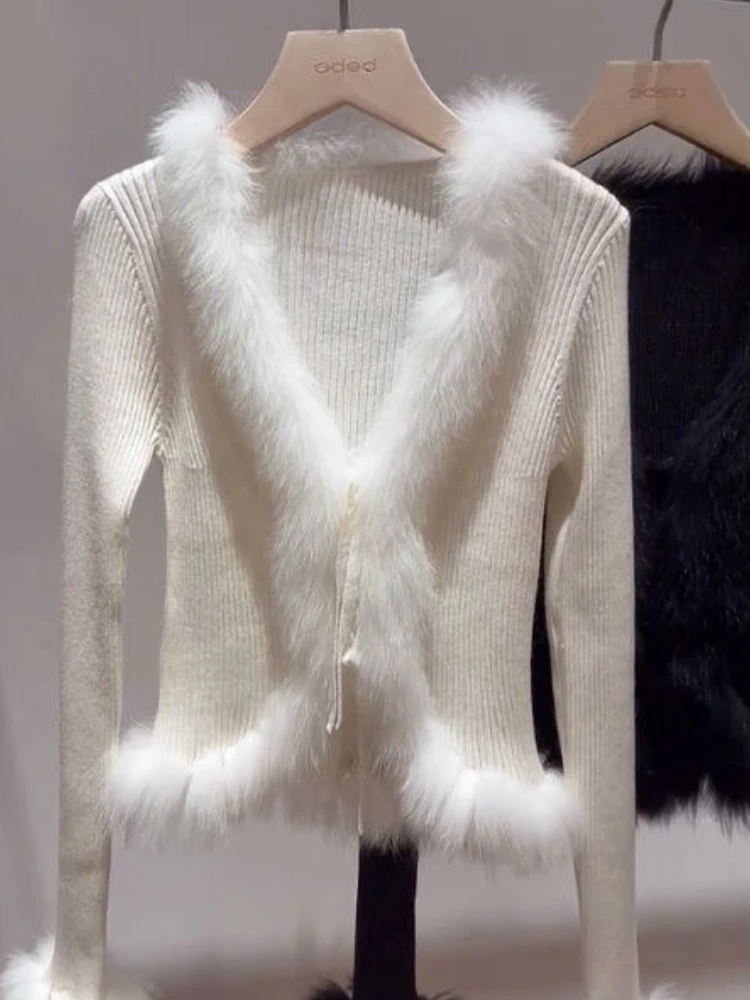 Autumn Winter Fashion New White Jackets Elegant Vintage Cardigan Coat Women 2025 New Fur Patchwork Lace Up Tops Mujer
Autumn Winter Fashion New White Jackets Elegant Vintage Cardigan Coat Women 2025 New Fur Patchwork Lace Up Tops Mujer