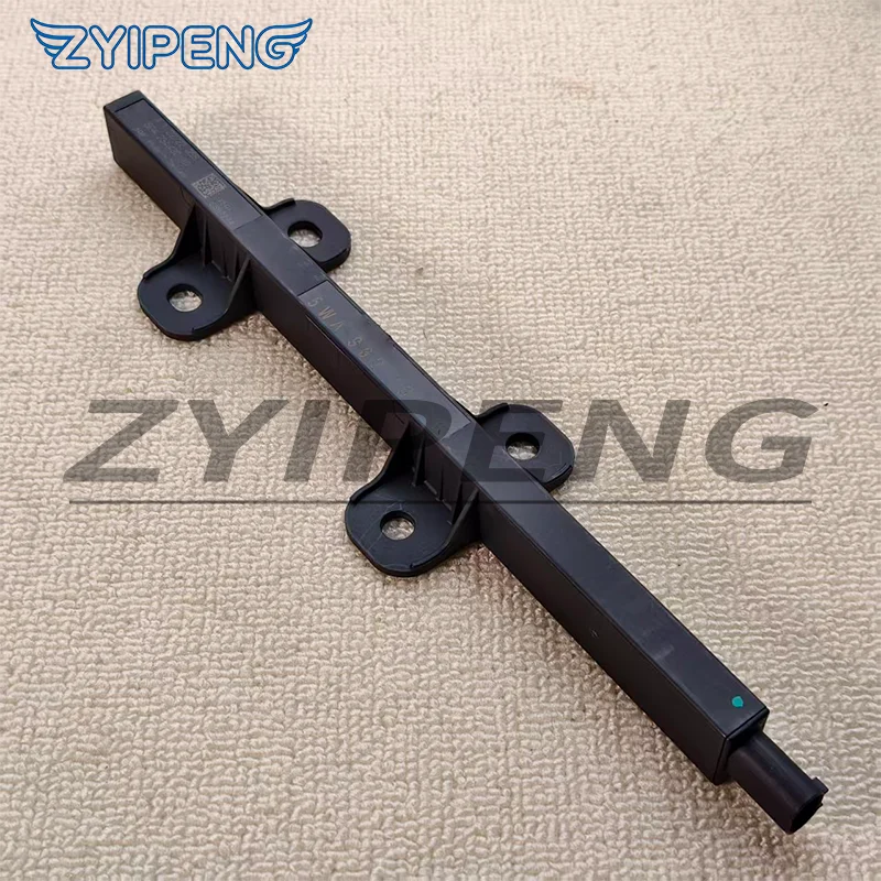 5WA962131C New energy keyless entry antenna module For VW ID4 ID6 ID7 Audi AQ4E AQ5E Seat 5WA 962 131 C
5WA962131C New energy keyless entry antenna module For VW ID4 ID6 ID7 Audi AQ4E AQ5E Seat 5WA 962 131 C