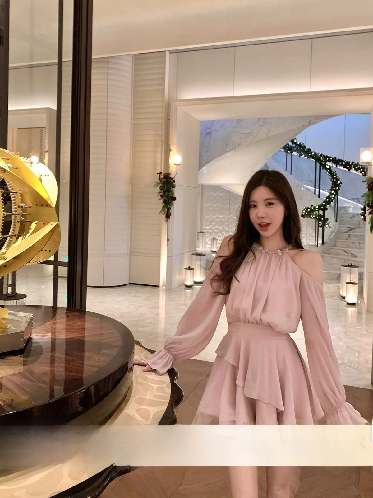 Платье YOLI фиолетового цвета с открытыми плечами, женское, простое, стильное, короткое, весеннее, омолаживающее, стройнящее, повседневное, из полиэстера
Платье YOLI фиолетового цвета с открытыми плечами, женское, простое, стильное, короткое, весеннее, омолаживающее, стройнящее, повседневное, из полиэстера