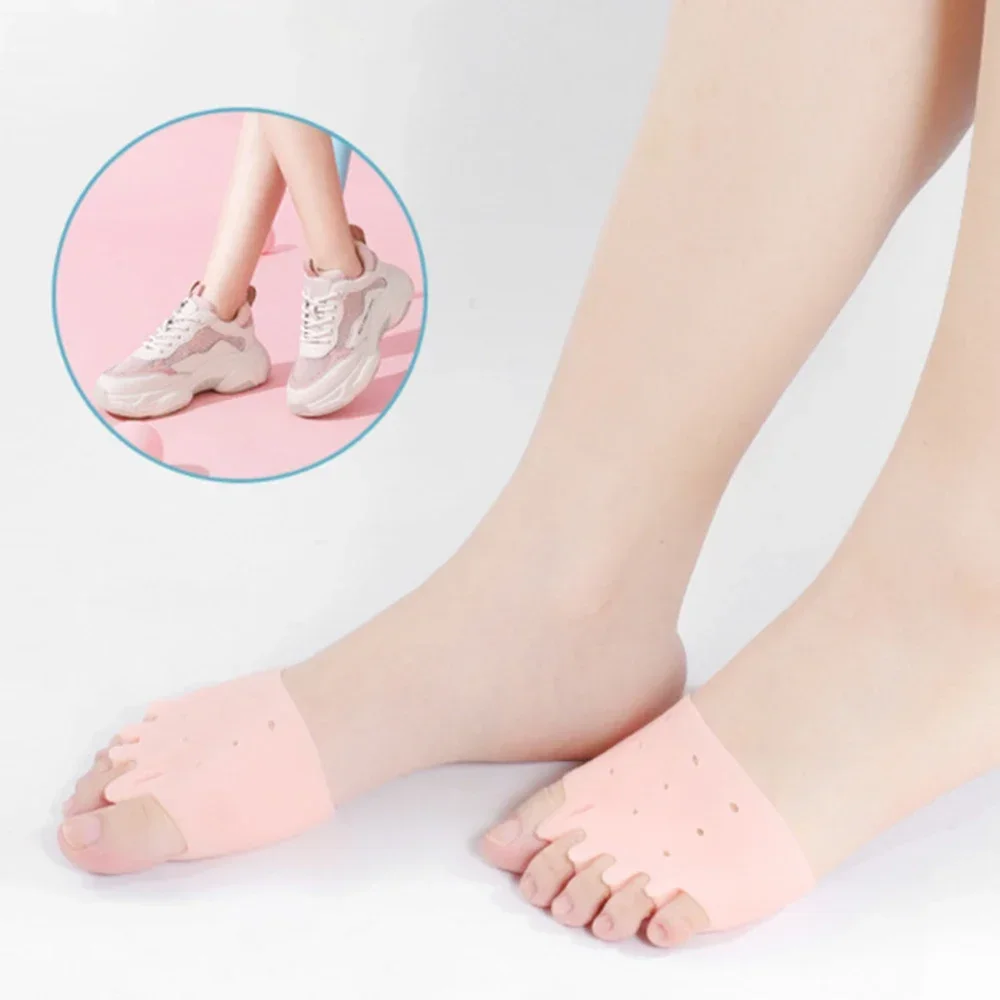 1PC Silicone Toe Separator Five-hole Foot Center Toe Splitter Thumb Valgus Correction Artifact Forefoot Pad Feet Care Tools
1PC Silicone Toe Separator Five-hole Foot Center Toe Splitter Thumb Valgus Correction Artifact Forefoot Pad Feet Care Tools