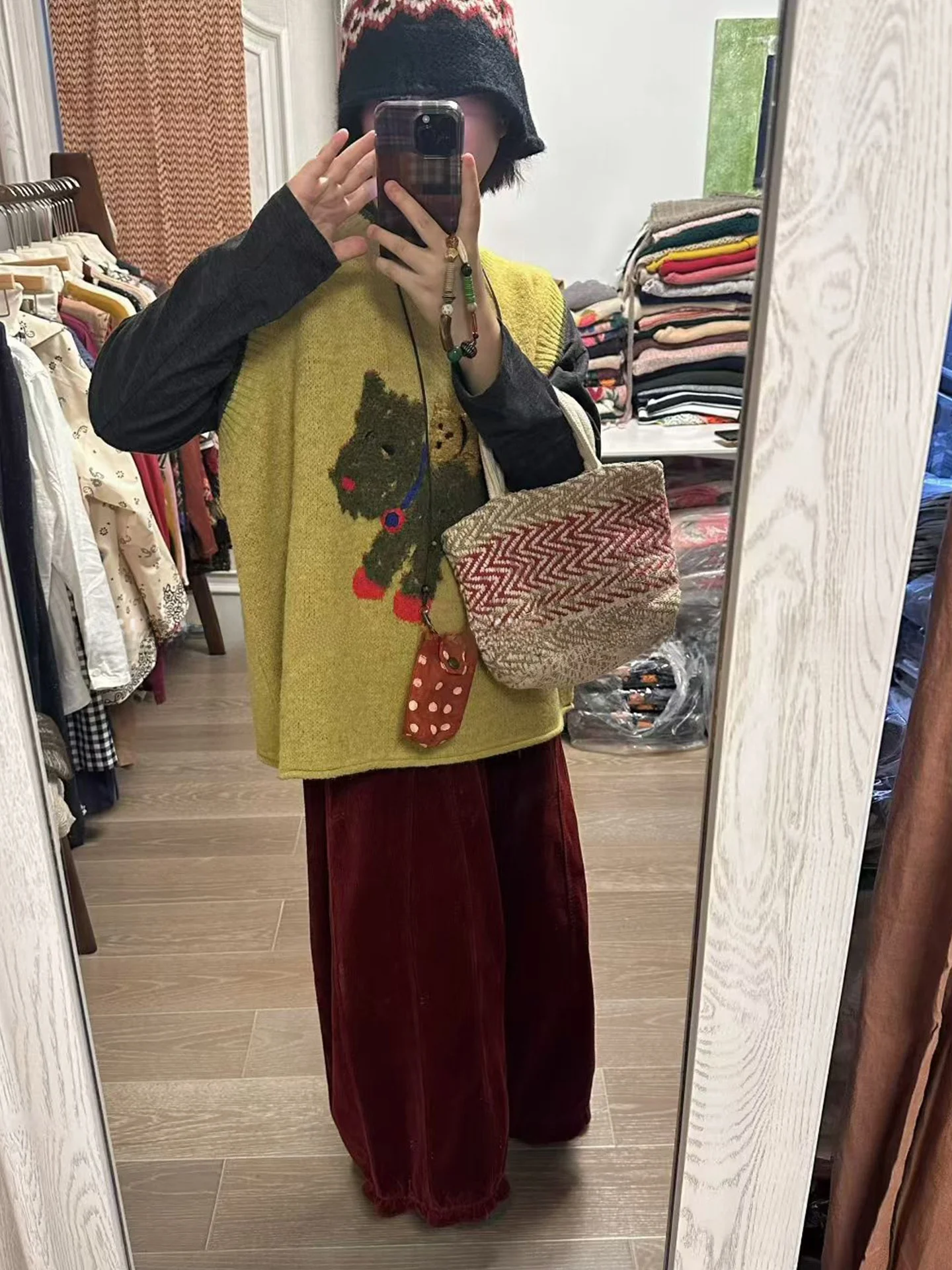 Autumn Winter Knitted Yellow Dog Vest plus Size Women's Faion Retro Sle Animal Pattern round Ne Vest Versatile All Match
Autumn Winter Knitted Yellow Dog Vest plus Size Women's Faion Retro Sle Animal Pattern round Ne Vest Versatile All Match