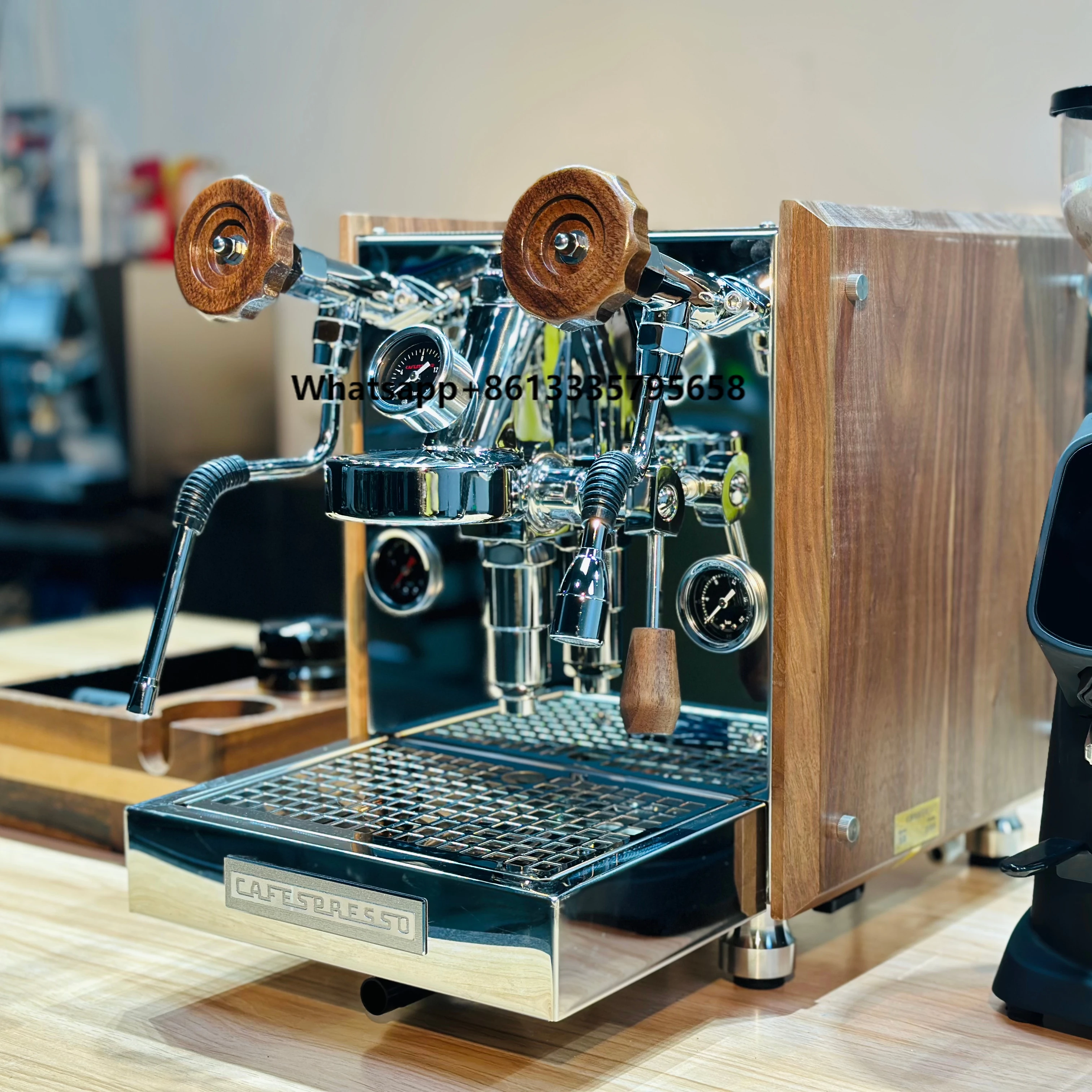 Multi-function Pro Italian Machines Professional Double Boiler Rotary Pump Commercial Espresso Coffee Machine
Multi-function Pro Italian Machines Professional Double Boiler Rotary Pump Commercial Espresso Coffee Machine