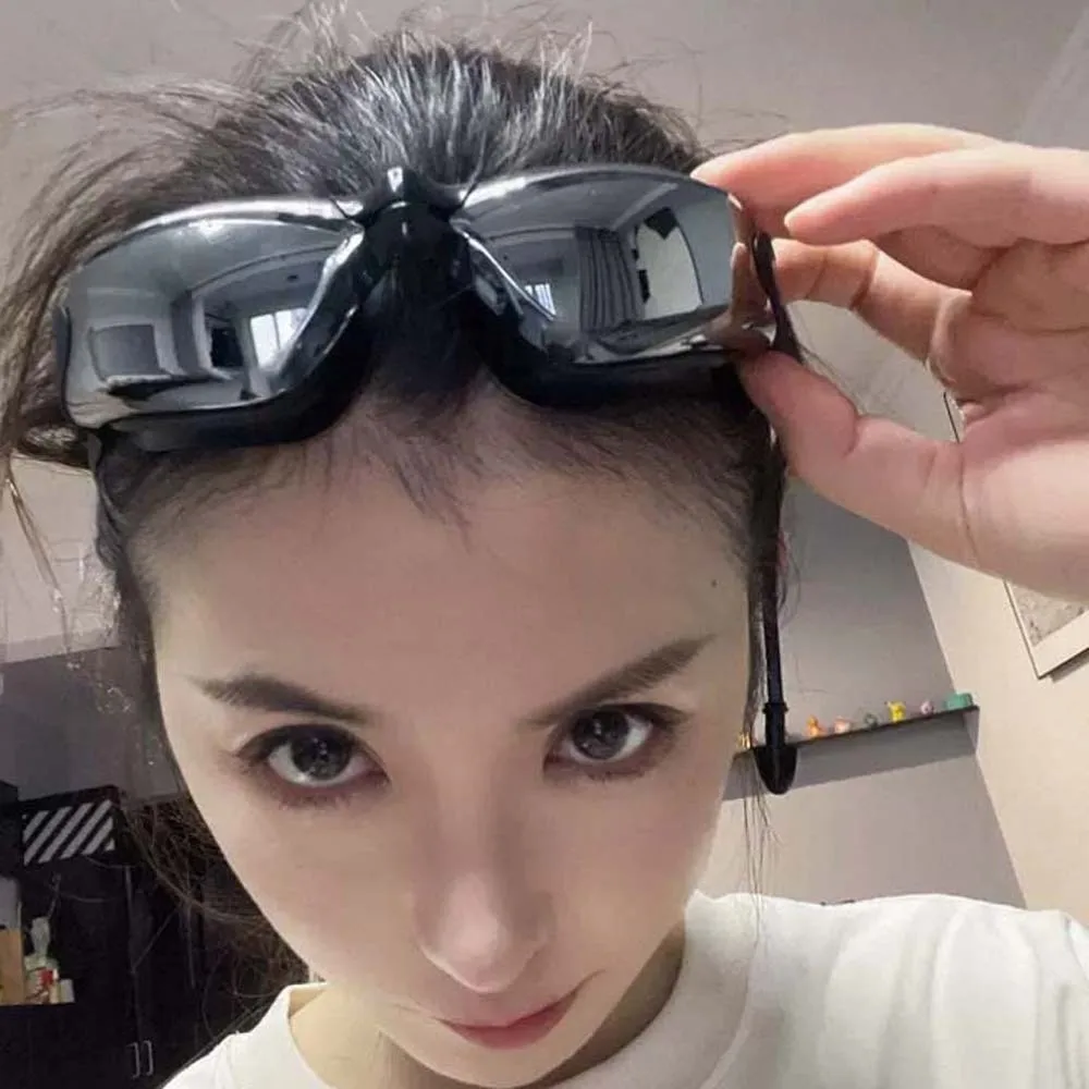 Водонепроницаемые очки для плавания при близорукости, ослепительные цвета, гальванические очки для плавания с затычками для ушей, регулируемые противотуманные очки для плавания из ПК
Водонепроницаемые очки для плавания при близорукости, ослепительные цвета, гальванические очки для плавания с затычками для ушей, регулируемые противотуманные очки для плавания из ПК