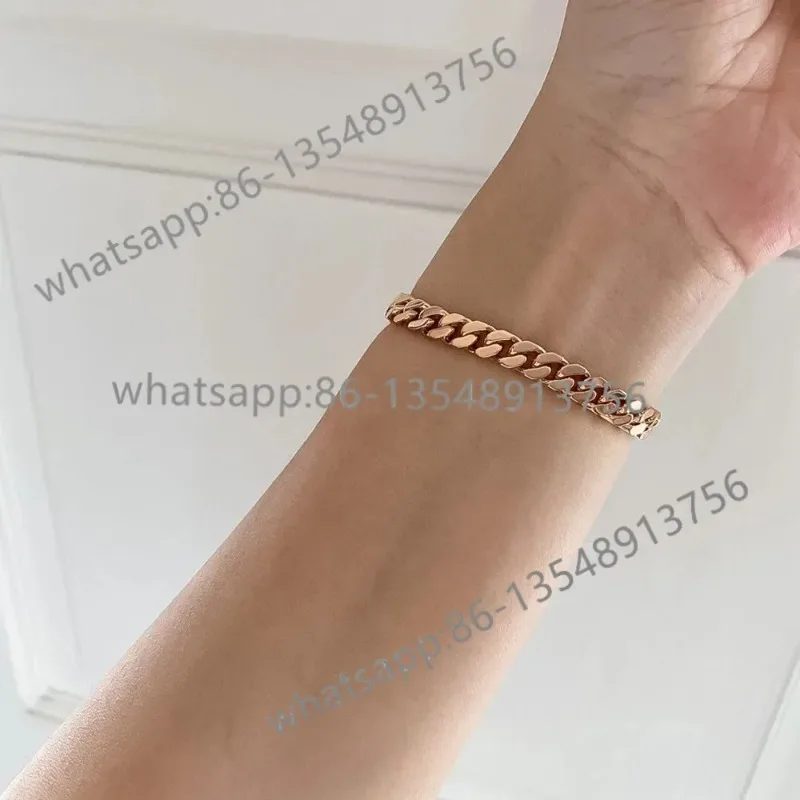 Браслет женский прилив в нишевом дизайне с легким роскошным покрытием из розового золота
Браслет женский прилив в нишевом дизайне с легким роскошным покрытием из розового золота