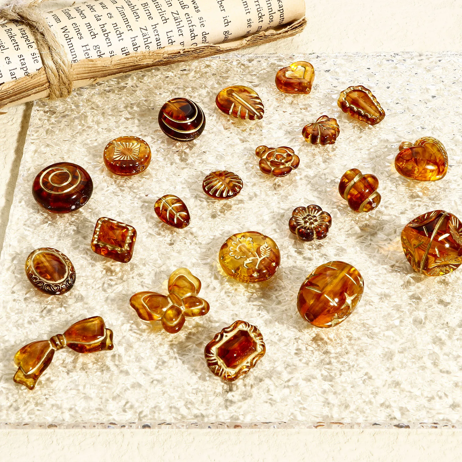100 Pcs Acrylic Retro Beads For Diy Charm Jewelry Making Amber Leaf Heart Color Plated Amber Transparent Beads
100 Pcs Acrylic Retro Beads For Diy Charm Jewelry Making Amber Leaf Heart Color Plated Amber Transparent Beads
