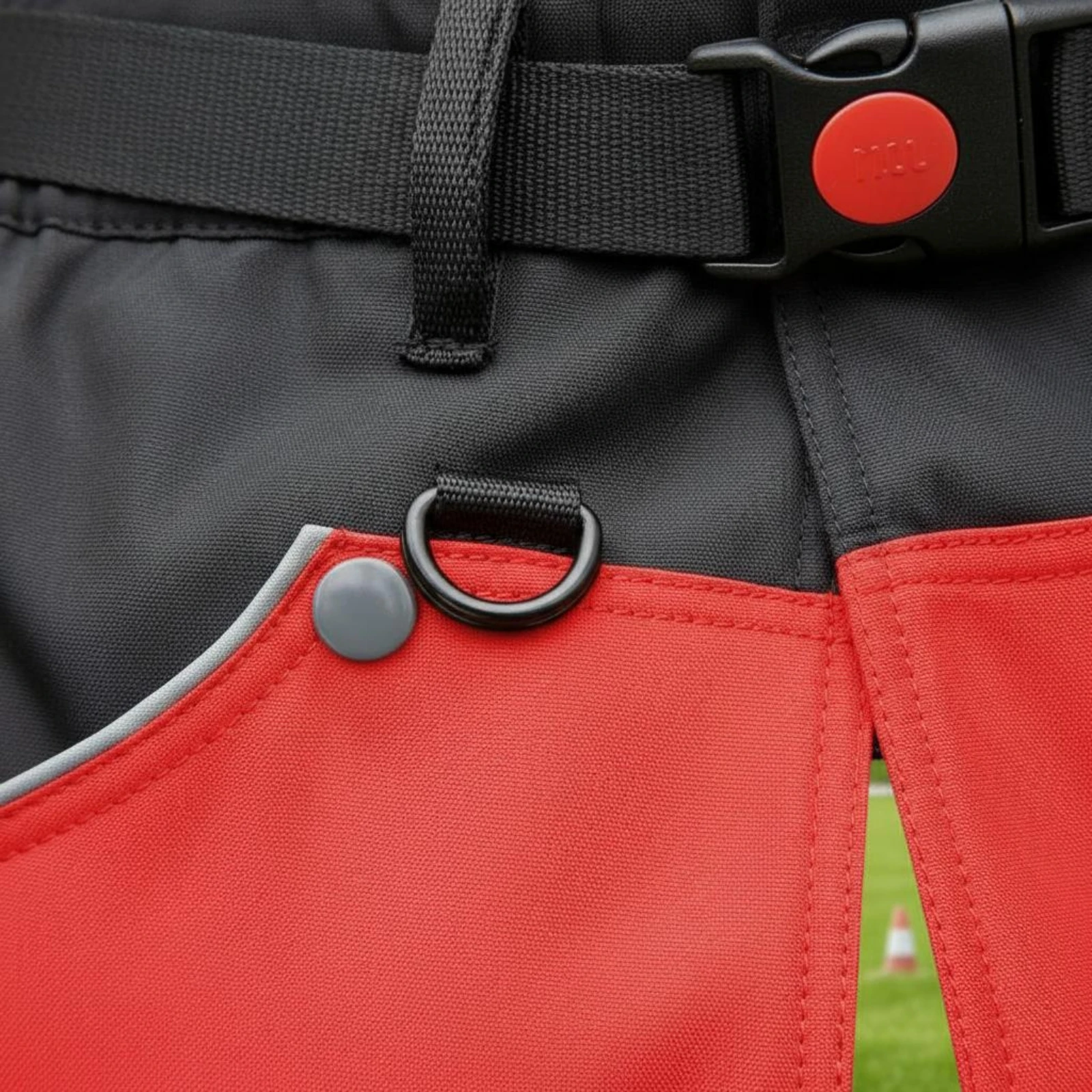 Dog Training Apron Red and Black Waist Belt Apron Pet Gear Adjustable Buckle Utility Accessory D-Loop for Trainers
Dog Training Apron Red and Black Waist Belt Apron Pet Gear Adjustable Buckle Utility Accessory D-Loop for Trainers