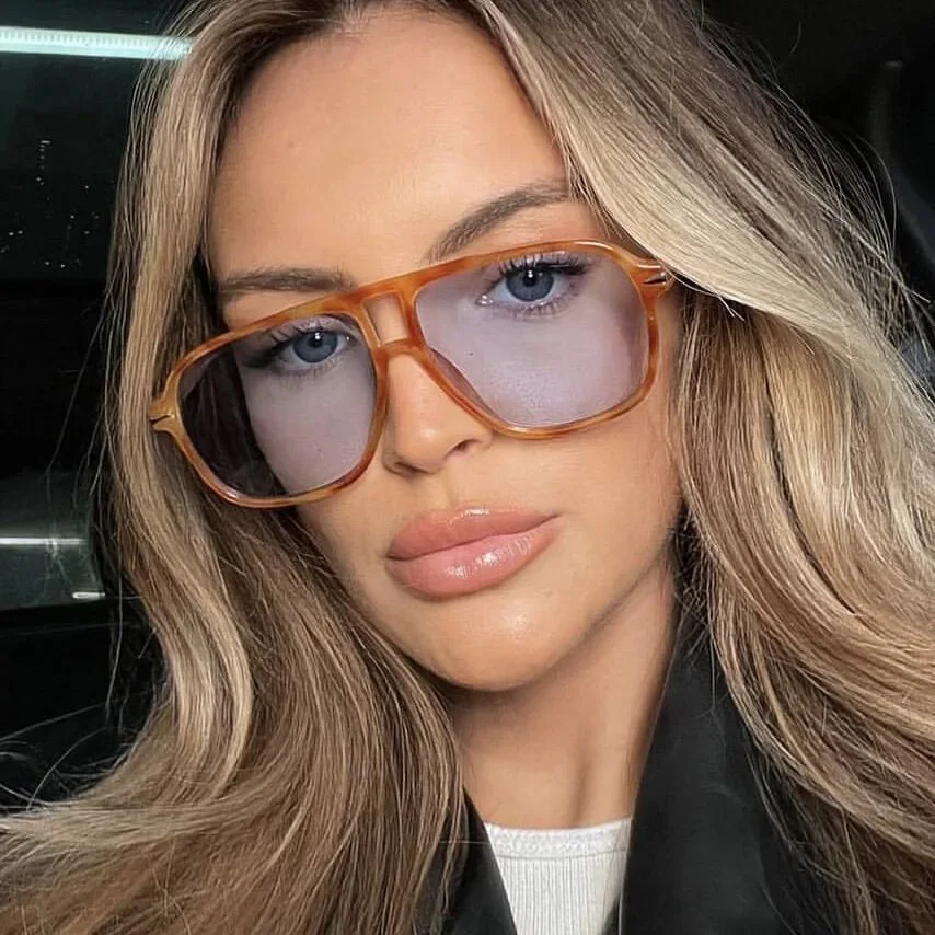 Women Luxury Style Pilot Sunglasses for Men Brand Design Oversize Frame Sun Glasses Girls Fashion Shades Eyewear
Women Luxury Style Pilot Sunglasses for Men Brand Design Oversize Frame Sun Glasses Girls Fashion Shades Eyewear