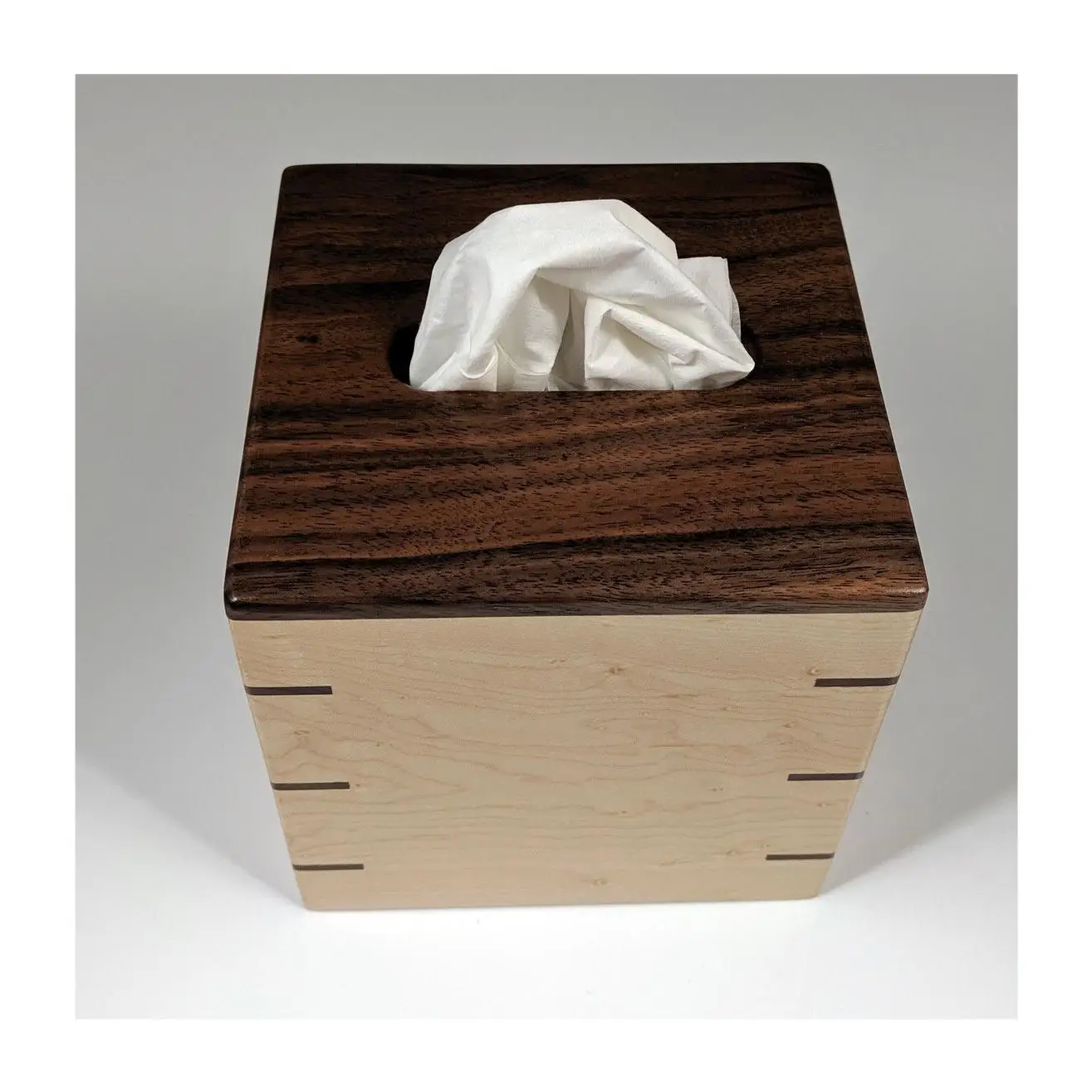 Customized Square Container Tissue Box Wooden Cover Napkin Box Removable Storage Tissue Holder For Restaurant Hotel
Customized Square Container Tissue Box Wooden Cover Napkin Box Removable Storage Tissue Holder For Restaurant Hotel