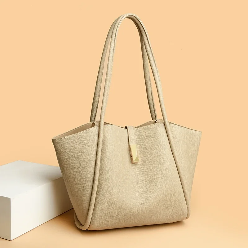 Genuine Brand High-quality Leather Shoulder Bags for Women Luxury Handbags Women Bags Designer High-capacity Tote Handbags
Genuine Brand High-quality Leather Shoulder Bags for Women Luxury Handbags Women Bags Designer High-capacity Tote Handbags