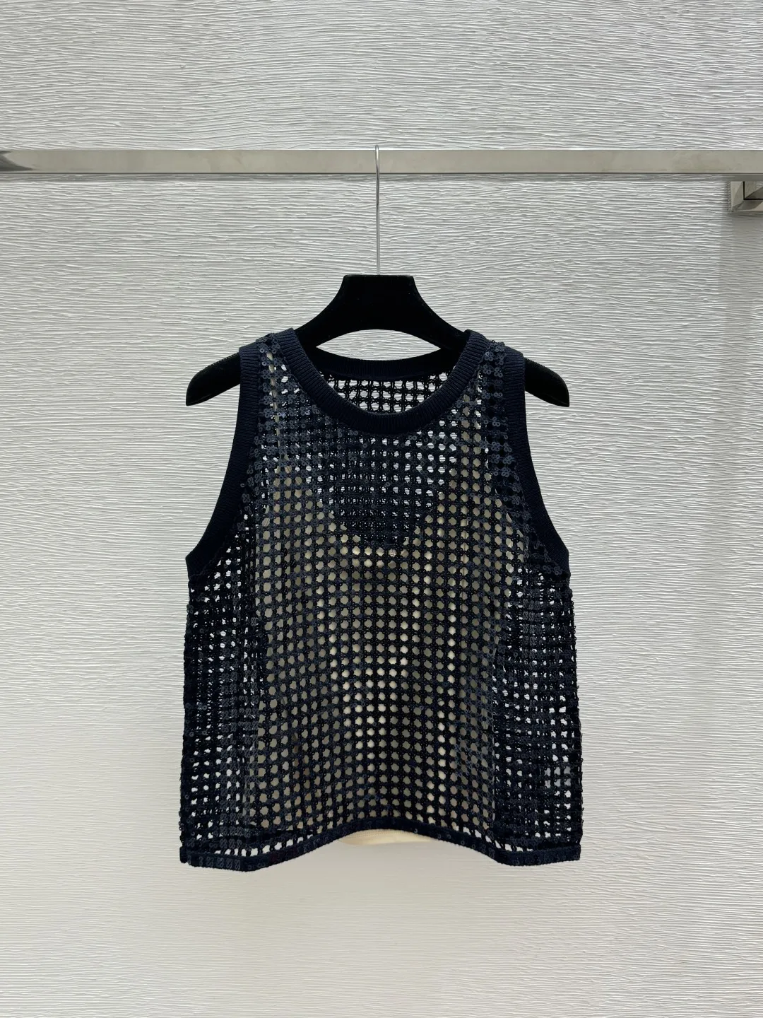 New Spring/Summer High-Quality Fashionable Casual Solid Color Simple Hollow-Out Knitted Vest For Women
New Spring/Summer High-Quality Fashionable Casual Solid Color Simple Hollow-Out Knitted Vest For Women
