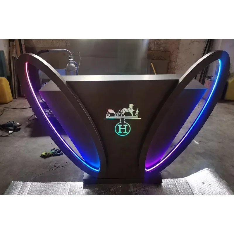 LED DJ Booth Supported in Metal Stainless Steel DJ Table for Night Club Disco Bar KTV with 1 Year Warranty
LED DJ Booth Supported in Metal Stainless Steel DJ Table for Night Club Disco Bar KTV with 1 Year Warranty