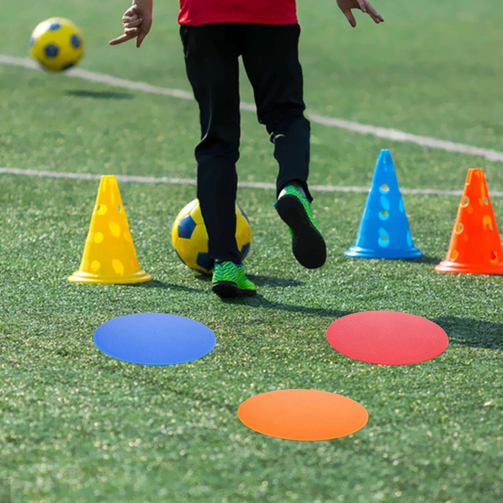 12pcs Football Markers 23cm Diameter Yellow Red Blue Green Purple Durable PVC Training Discs Soccer Equipment
12pcs Football Markers 23cm Diameter Yellow Red Blue Green Purple Durable PVC Training Discs Soccer Equipment