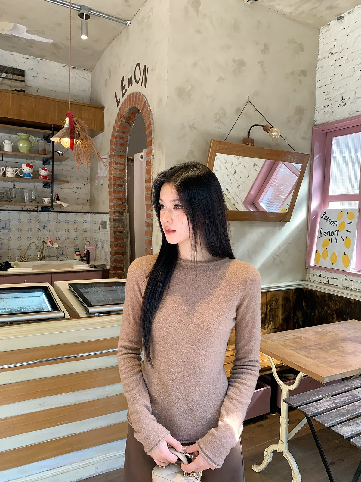 Женский модный топ Elovey из шерстяной смеси с длинным рукавом и круглым вырезом, цвет кофе с молоком, с круговым узором, для осеннего сезона
Женский модный топ Elovey из шерстяной смеси с длинным рукавом и круглым вырезом, цвет кофе с молоком, с круговым узором, для осеннего сезона