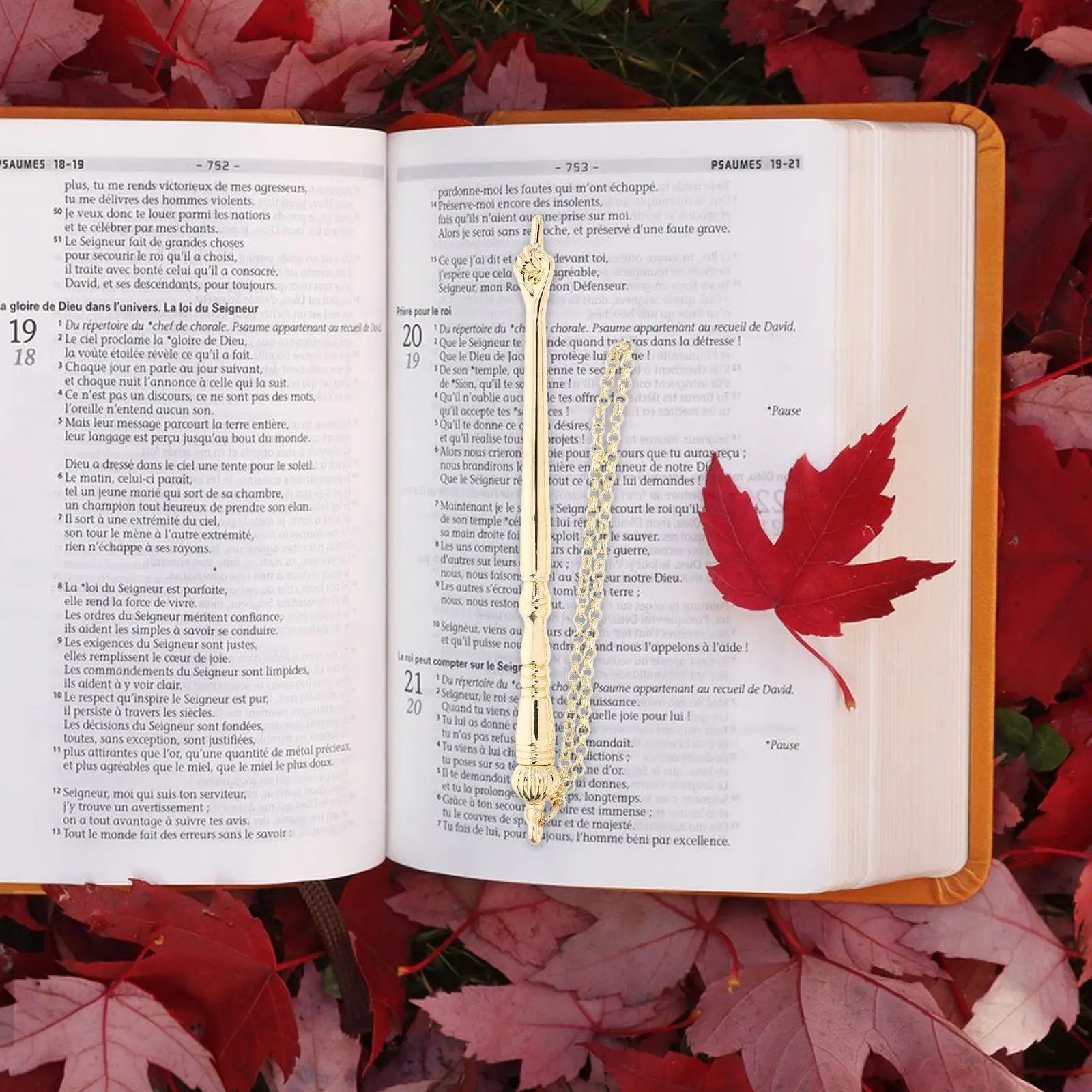 Иудейский подарочный указатель для чтения Библии с цепочкой, металлический указатель-цепочка для изучения священных писаний в синагоге, маркер страниц
Иудейский подарочный указатель для чтения Библии с цепочкой, металлический указатель-цепочка для изучения священных писаний в синагоге, маркер страниц