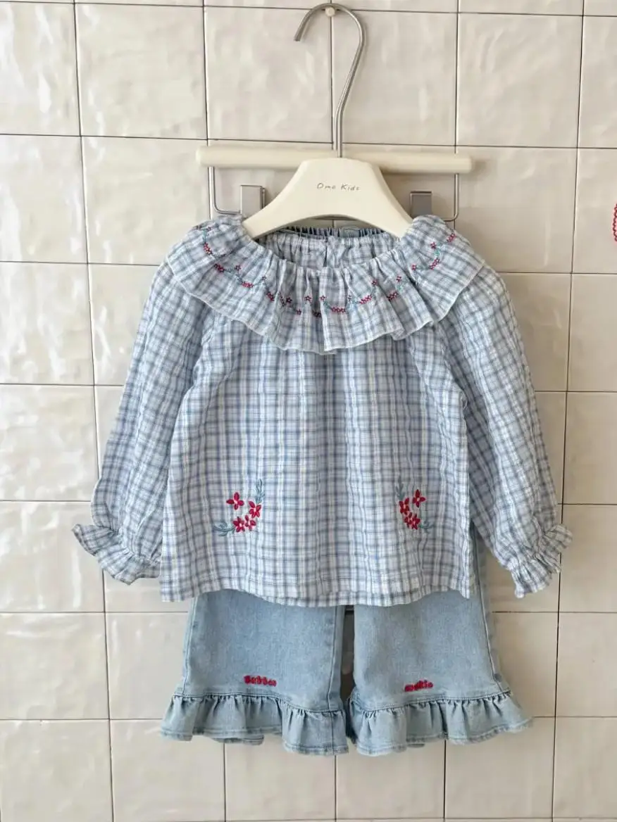 Girls Spring 2026 Plaid irt And Ruffle Jeans Two-Piece Set Korean Sle Casual Cotton Long Sve irt And Jeans Ensemble
Girls Spring 2026 Plaid irt And Ruffle Jeans Two-Piece Set Korean Sle Casual Cotton Long Sve irt And Jeans Ensemble