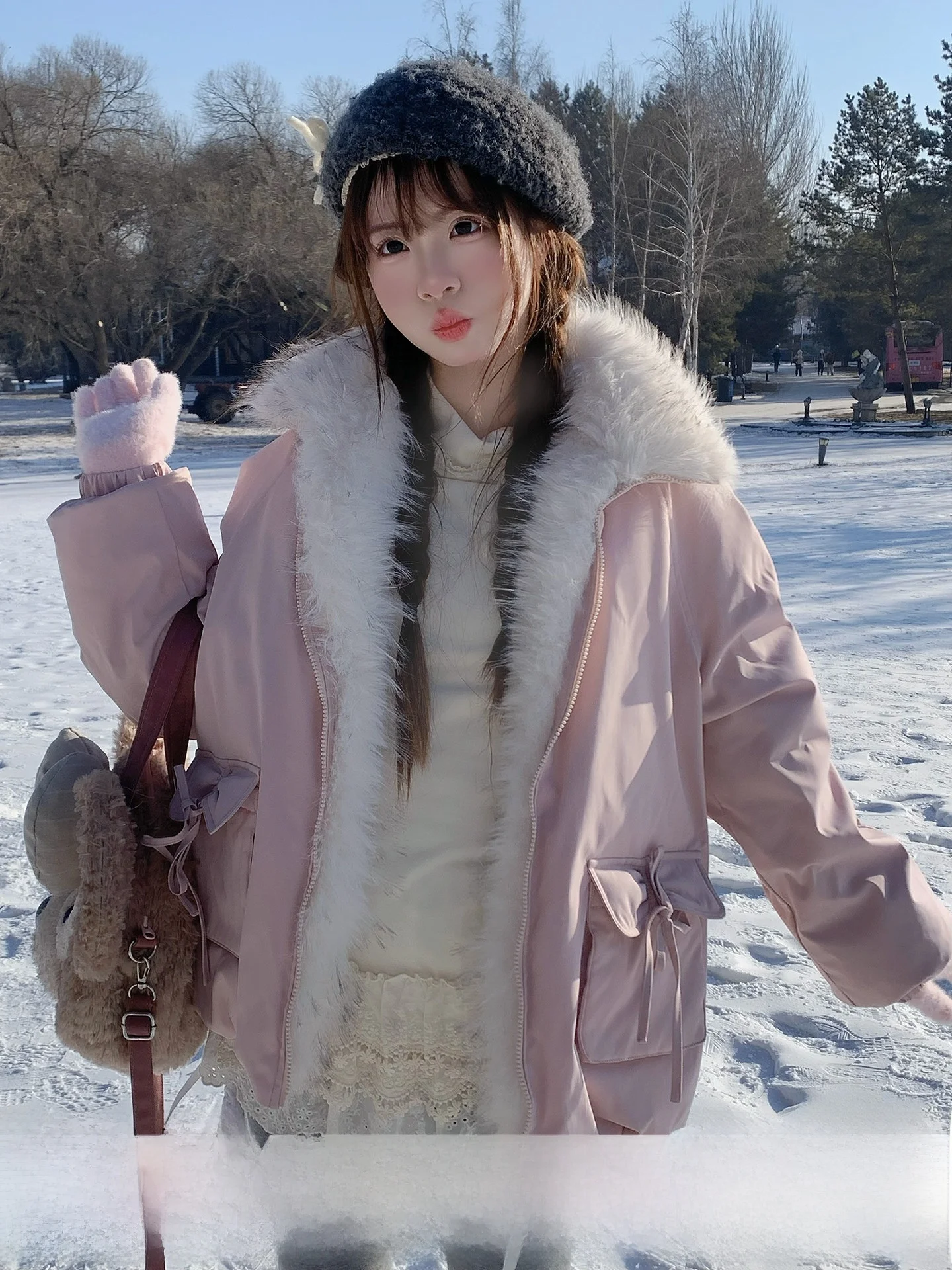 Warmth Insulated Parka Coat with Large Fur Collar Korean Style Arctic Brand Unisex Hooded Zipper Closure
Warmth Insulated Parka Coat with Large Fur Collar Korean Style Arctic Brand Unisex Hooded Zipper Closure