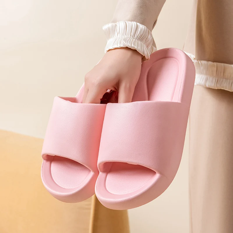 Unisex Soft Soles Bathroom Home Slippers Summer Plus Size 36-45 Candy Color Non Slip Slippers Woman Platform Beach Flat Slides
Unisex Soft Soles Bathroom Home Slippers Summer Plus Size 36-45 Candy Color Non Slip Slippers Woman Platform Beach Flat Slides