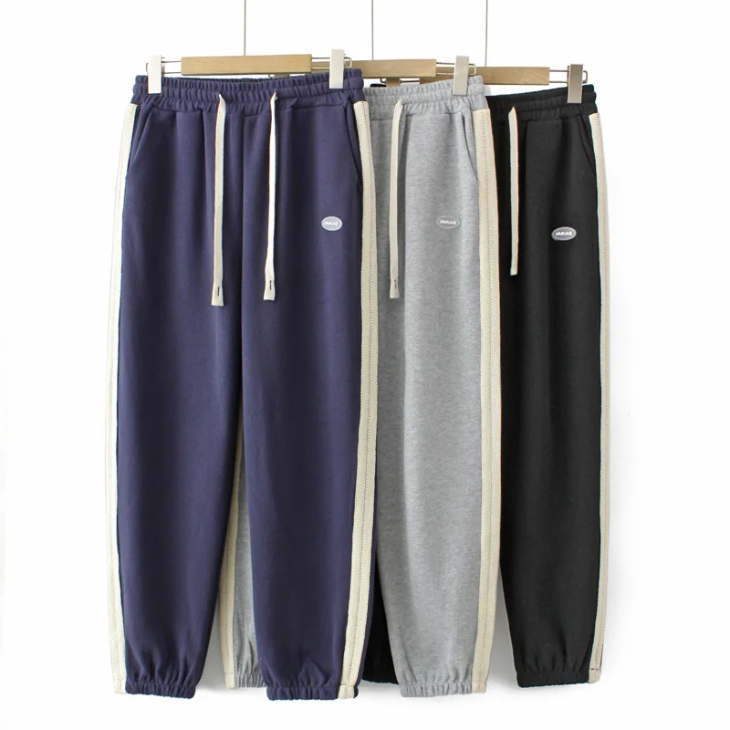 Spring 2023 Casual Sports Pants Elastic Waist Side Strap Label Loose Fit Nine Point Harlan Pants High Waist Polyester Fiber
Spring 2023 Casual Sports Pants Elastic Waist Side Strap Label Loose Fit Nine Point Harlan Pants High Waist Polyester Fiber
