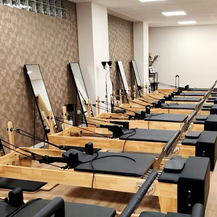 Source Factory Sale Durable Adjustable Commercial Home Oak Wood Pilates Reformer Machine Set With 6 Springs for Pilates Studio
Source Factory Sale Durable Adjustable Commercial Home Oak Wood Pilates Reformer Machine Set With 6 Springs for Pilates Studio