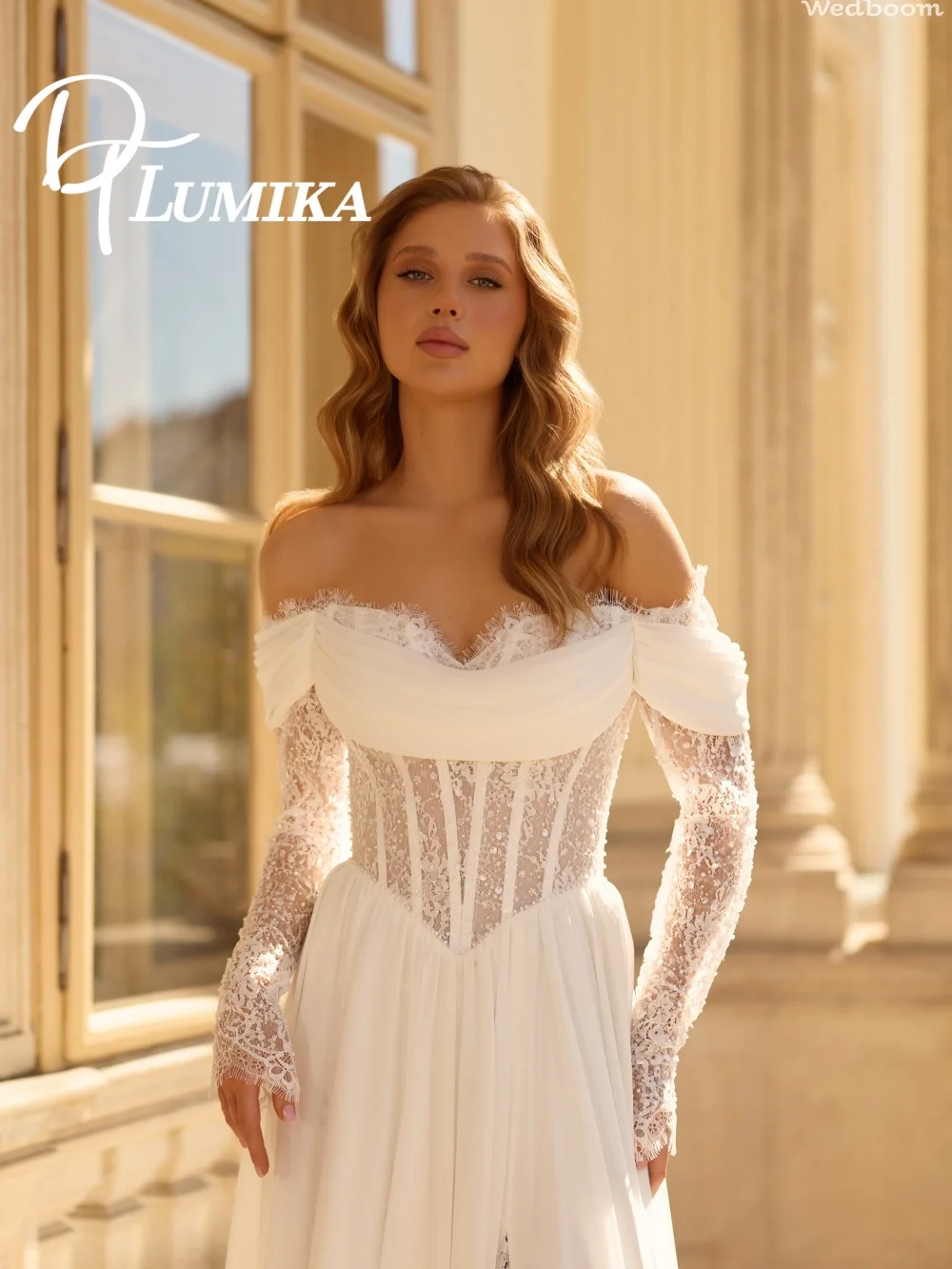 Romantic Off The Shoulder Wedding Dress 2026 Elegant Sleeveless Bridal Dress Sexy Applique A Line Bridal Gown For Wedding Party
Romantic Off The Shoulder Wedding Dress 2026 Elegant Sleeveless Bridal Dress Sexy Applique A Line Bridal Gown For Wedding Party