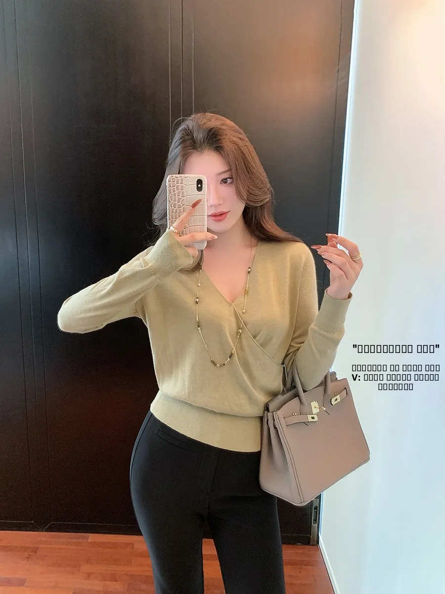 Korean Sle V-Ne Knitwear Women's Loose Fit Soft Polyester Fiber Long Sve Commute Friendly Regular Length Pure Color
Korean Sle V-Ne Knitwear Women's Loose Fit Soft Polyester Fiber Long Sve Commute Friendly Regular Length Pure Color
