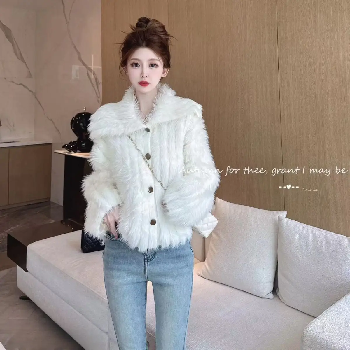 Korean Thick Sweater Cardigan Jacket for Autumn Winter Women's Fashionable Solid Color Versatile Button Casual Knitted Sweater
Korean Thick Sweater Cardigan Jacket for Autumn Winter Women's Fashionable Solid Color Versatile Button Casual Knitted Sweater