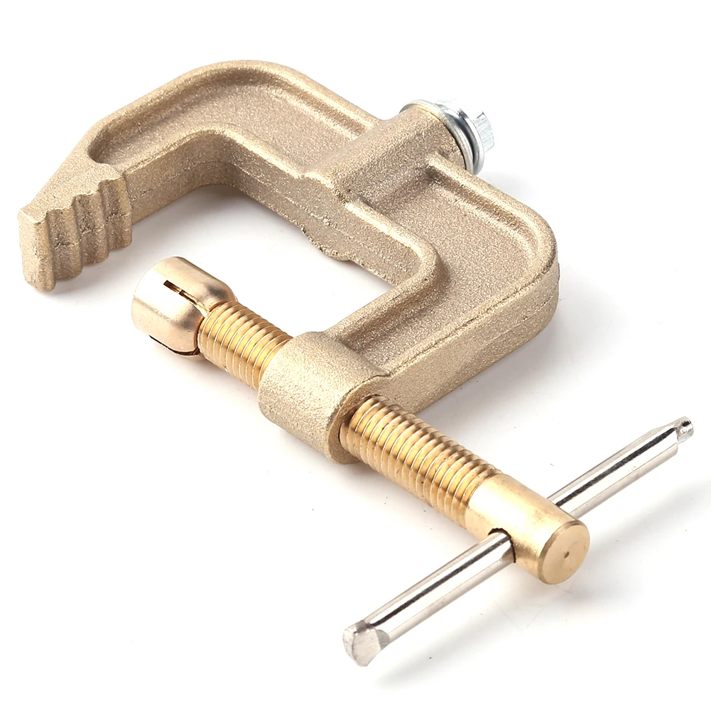 Soldering Tools Ground Clamp High Power Welding 500A All-copper Earth Wire Clip Golden For High Current Welding
Soldering Tools Ground Clamp High Power Welding 500A All-copper Earth Wire Clip Golden For High Current Welding