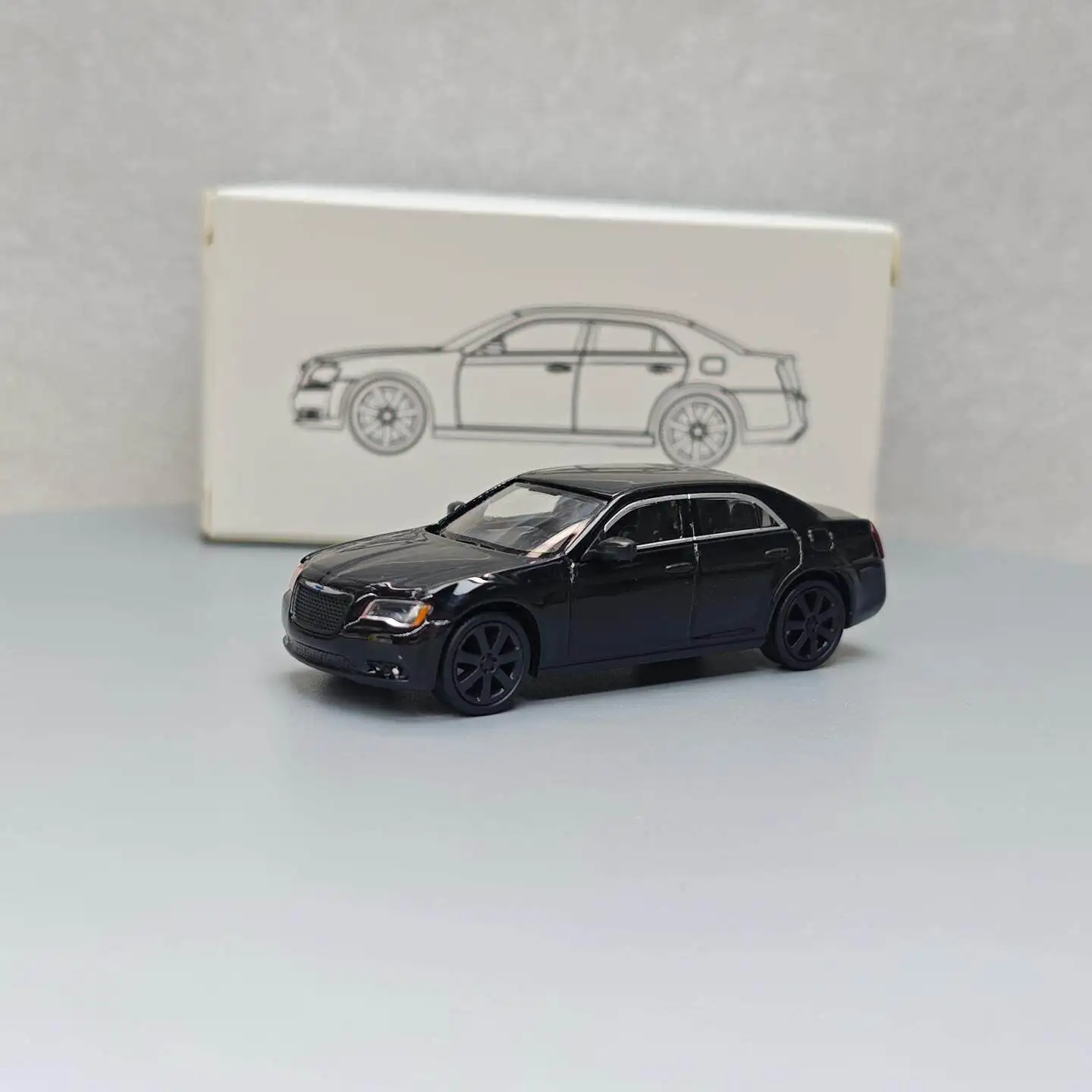 596 1:64 Chrysler 300c Black 68 Diecast Alloy Car Model Collectible Gift
596 1:64 Chrysler 300c Black 68 Diecast Alloy Car Model Collectible Gift