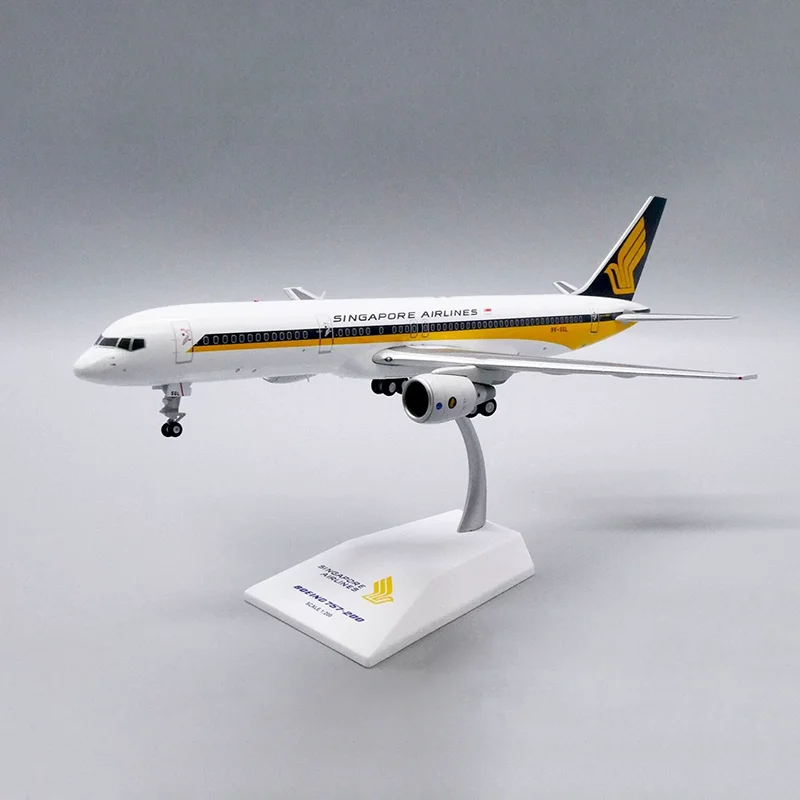Diecast 1:200 Scale XX20223 Singapore Airlines B757 757-200 9V-SGL Aircraft Model Adult Fans Collectible Souvenir Gifts
Diecast 1:200 Scale XX20223 Singapore Airlines B757 757-200 9V-SGL Aircraft Model Adult Fans Collectible Souvenir Gifts