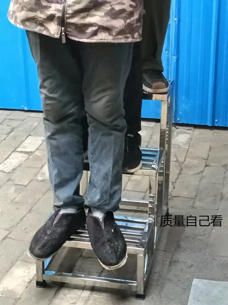 Stainless steel step stool 2-story small ladder pedal stool outdoor small door platform small staircase warehouse
Stainless steel step stool 2-story small ladder pedal stool outdoor small door platform small staircase warehouse