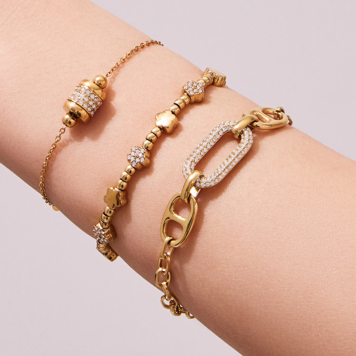 Elegant 18K Gold Plated Stainless Steel Zircon Bracelet Pentagram Heart Women's Fashion Jewelry
Elegant 18K Gold Plated Stainless Steel Zircon Bracelet Pentagram Heart Women's Fashion Jewelry