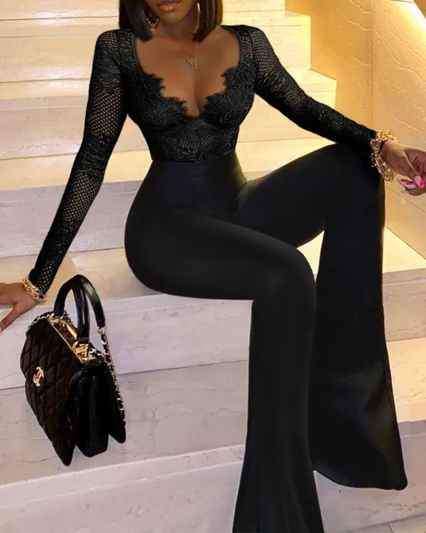 Lace Splice One-Piece Pants Hollow out Flare Leg Jumpsuit Women's Casual Faionable Monokini
Lace Splice One-Piece Pants Hollow out Flare Leg Jumpsuit Women's Casual Faionable Monokini