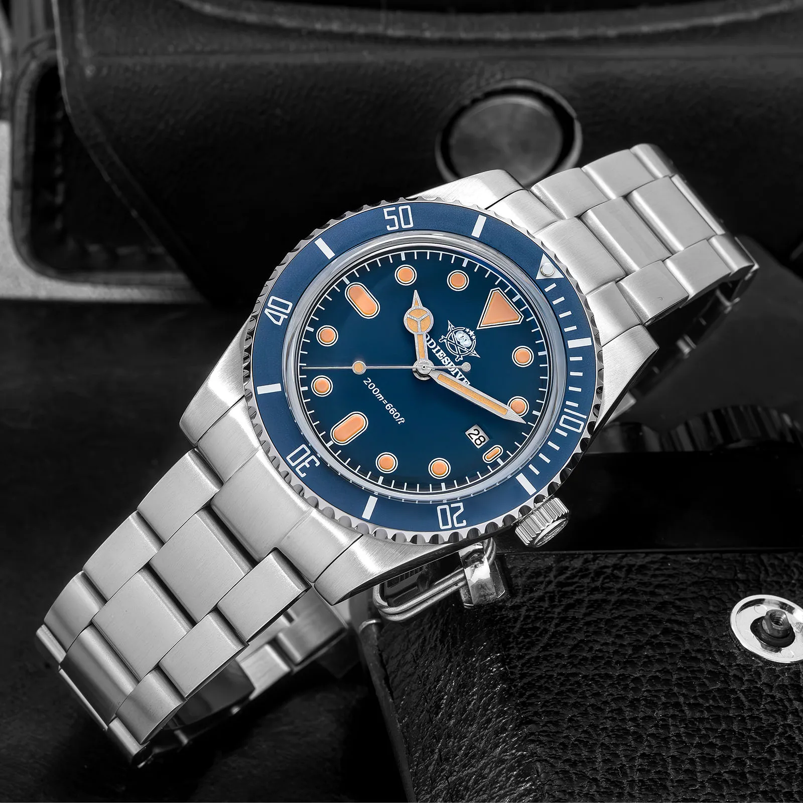 ADDIESDIVE AD2501 Bubble Mirror Glass Ceramic Bezel Quartz Watches Japan 2115 20Bar Waterproof Diver Watch Relogios Masculino
ADDIESDIVE AD2501 Bubble Mirror Glass Ceramic Bezel Quartz Watches Japan 2115 20Bar Waterproof Diver Watch Relogios Masculino