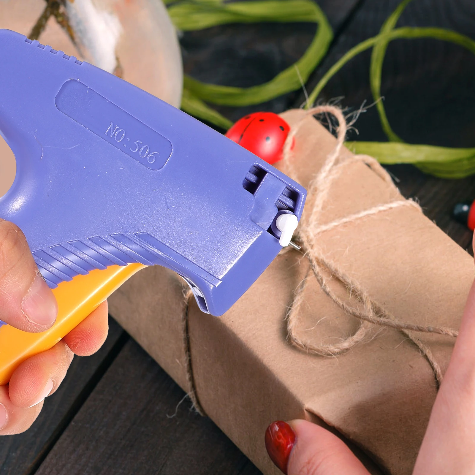 Glue Needle Gun Label Applicator Clothes Labels Name for Clothing Tagger Fasteners Labeling Machines
Glue Needle Gun Label Applicator Clothes Labels Name for Clothing Tagger Fasteners Labeling Machines