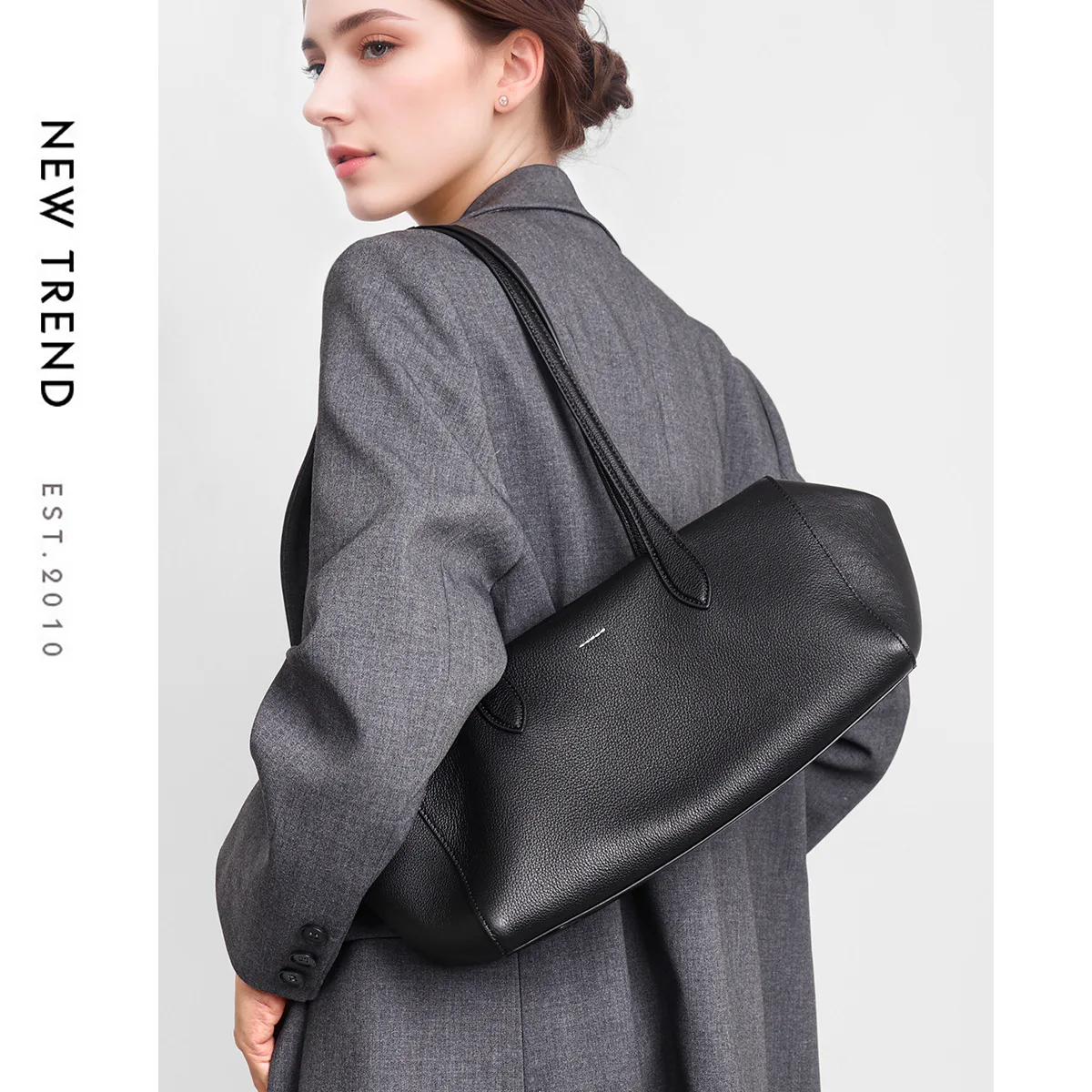 Women's bag Boston bowling pillow bag New commuter handbag Leather women's bag shoulder bag
Women's bag Boston bowling pillow bag New commuter handbag Leather women's bag shoulder bag