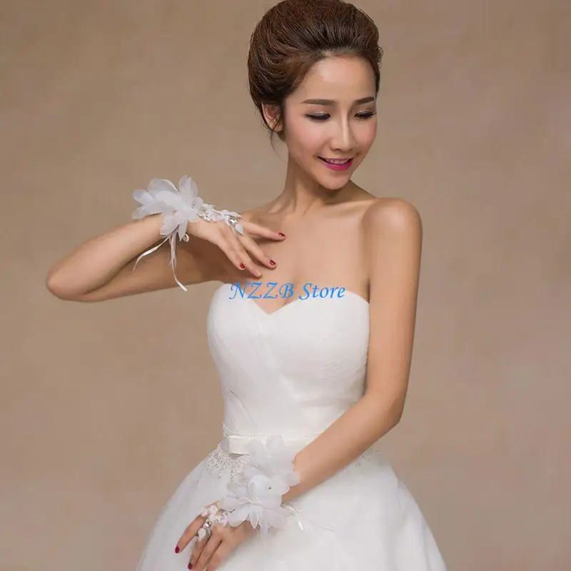 T21F Korean Women Embroidery Lace Fingerless Gloves Artificial Flower for Rhinestone Beaded Wedding Bridal Sunscreen Formal
T21F Korean Women Embroidery Lace Fingerless Gloves Artificial Flower for Rhinestone Beaded Wedding Bridal Sunscreen Formal