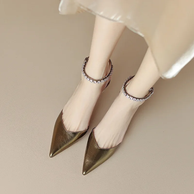 Rhinestone Bling Bling Ankle Strap Sandals Metal Leather Pointed Toe Thin High Heels Shallow Crystal Shiny Fashion Women Sandals
Rhinestone Bling Bling Ankle Strap Sandals Metal Leather Pointed Toe Thin High Heels Shallow Crystal Shiny Fashion Women Sandals