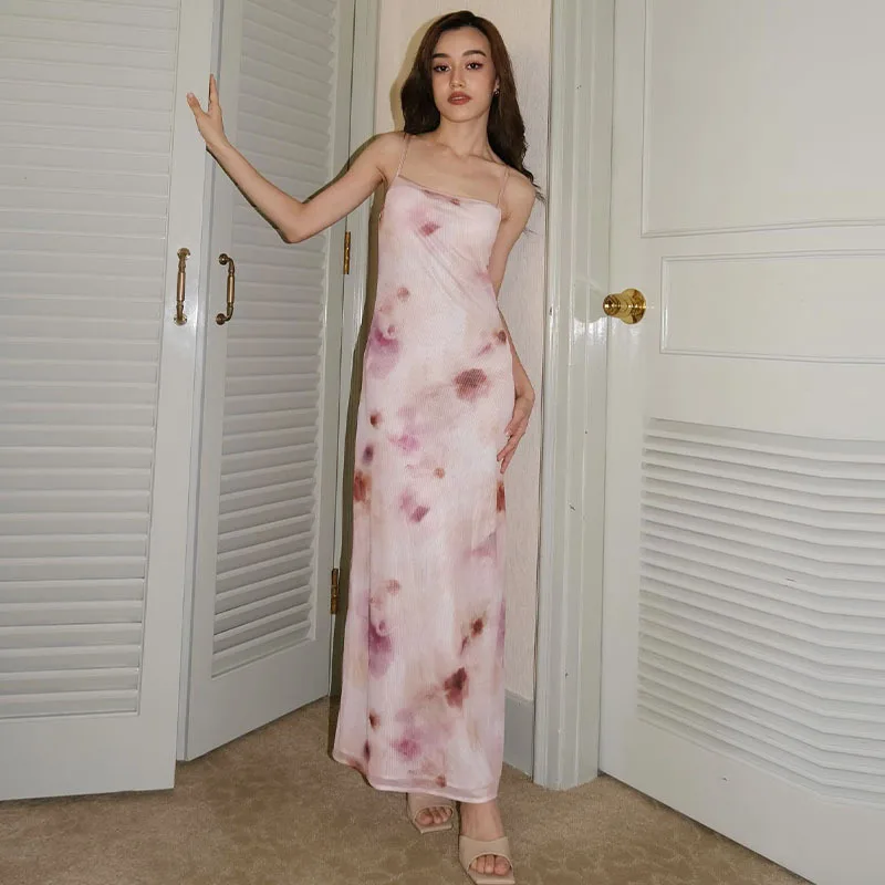 Women'S Summer New French Light Mature Style Backless Sleeveless Dress With Printed Suspender For Slimming Effect
Women'S Summer New French Light Mature Style Backless Sleeveless Dress With Printed Suspender For Slimming Effect