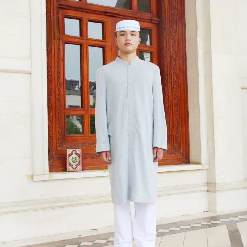 Men worship clothing, new Hui mid length linen embroidered long shirt, men's robe clothing, Hui standing collar jacket clothing
Men worship clothing, new Hui mid length linen embroidered long shirt, men's robe clothing, Hui standing collar jacket clothing