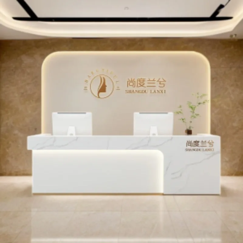 Front Desk Luxury Furniture Reception Tables Professional Aesthetic Pulpito Party Cashier Desk Reception Cosmetics Lectern
Front Desk Luxury Furniture Reception Tables Professional Aesthetic Pulpito Party Cashier Desk Reception Cosmetics Lectern