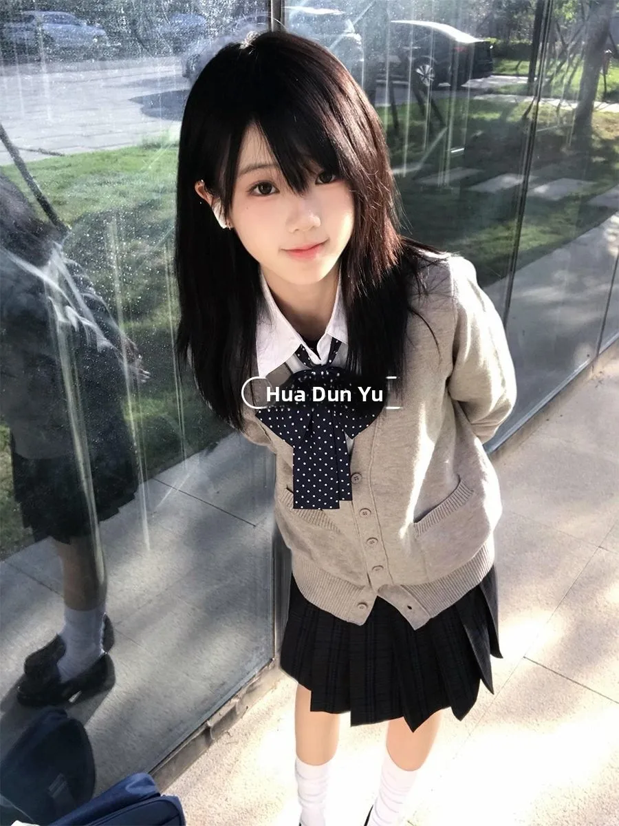 2025 Winter Women's School orm Sle Knitted Sweater Skirt Set Pleated Skirt Cardigan Coat Polyester Long Sve Button up
2025 Winter Women's School orm Sle Knitted Sweater Skirt Set Pleated Skirt Cardigan Coat Polyester Long Sve Button up