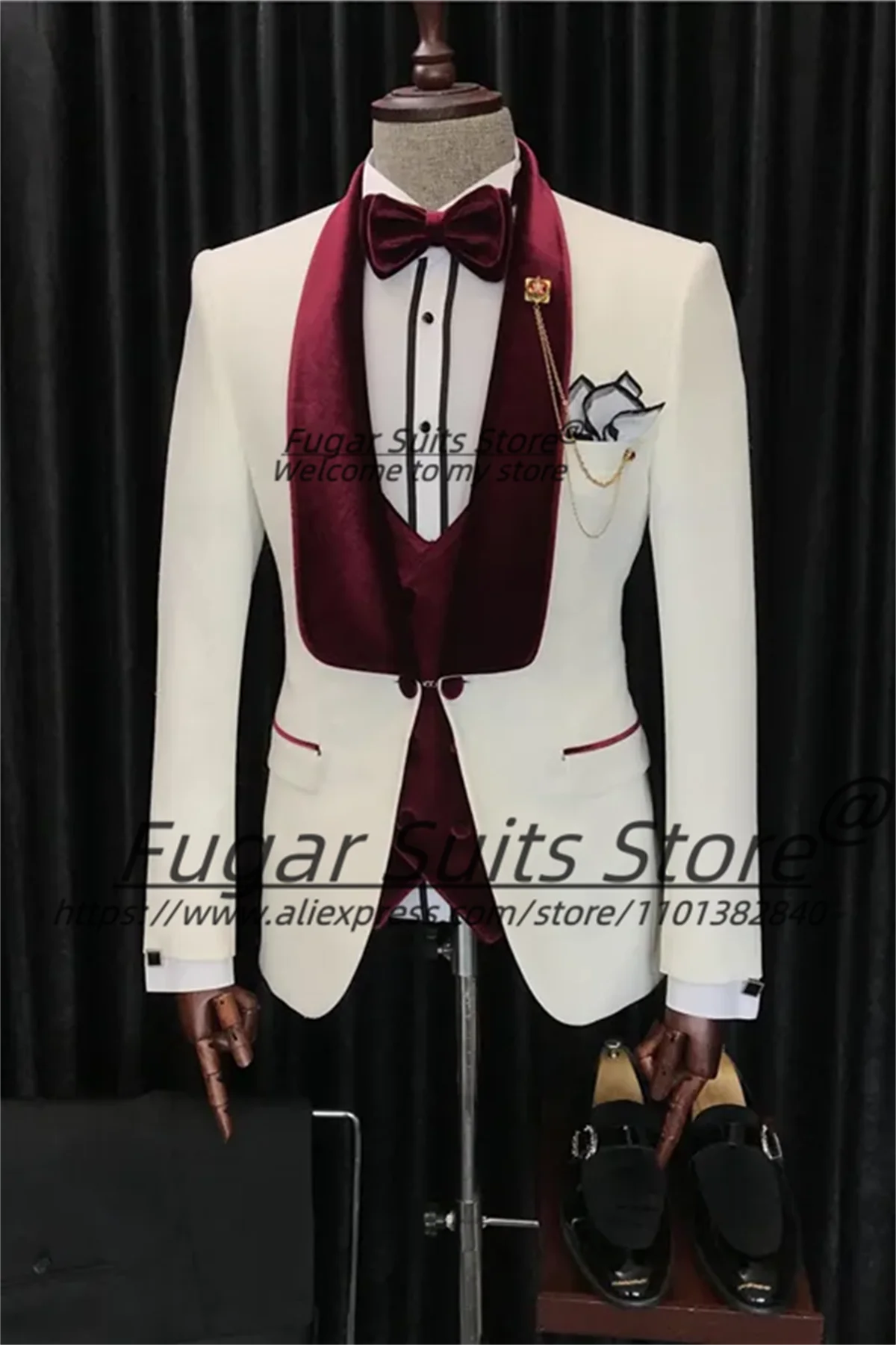 Elegant White Groom Wedding Tuxedos Customized Slim Fit Velvet Shawl Lapel Men Suits 3 Pieces Sets Male Prom Blazers Ropa Hombre
Elegant White Groom Wedding Tuxedos Customized Slim Fit Velvet Shawl Lapel Men Suits 3 Pieces Sets Male Prom Blazers Ropa Hombre