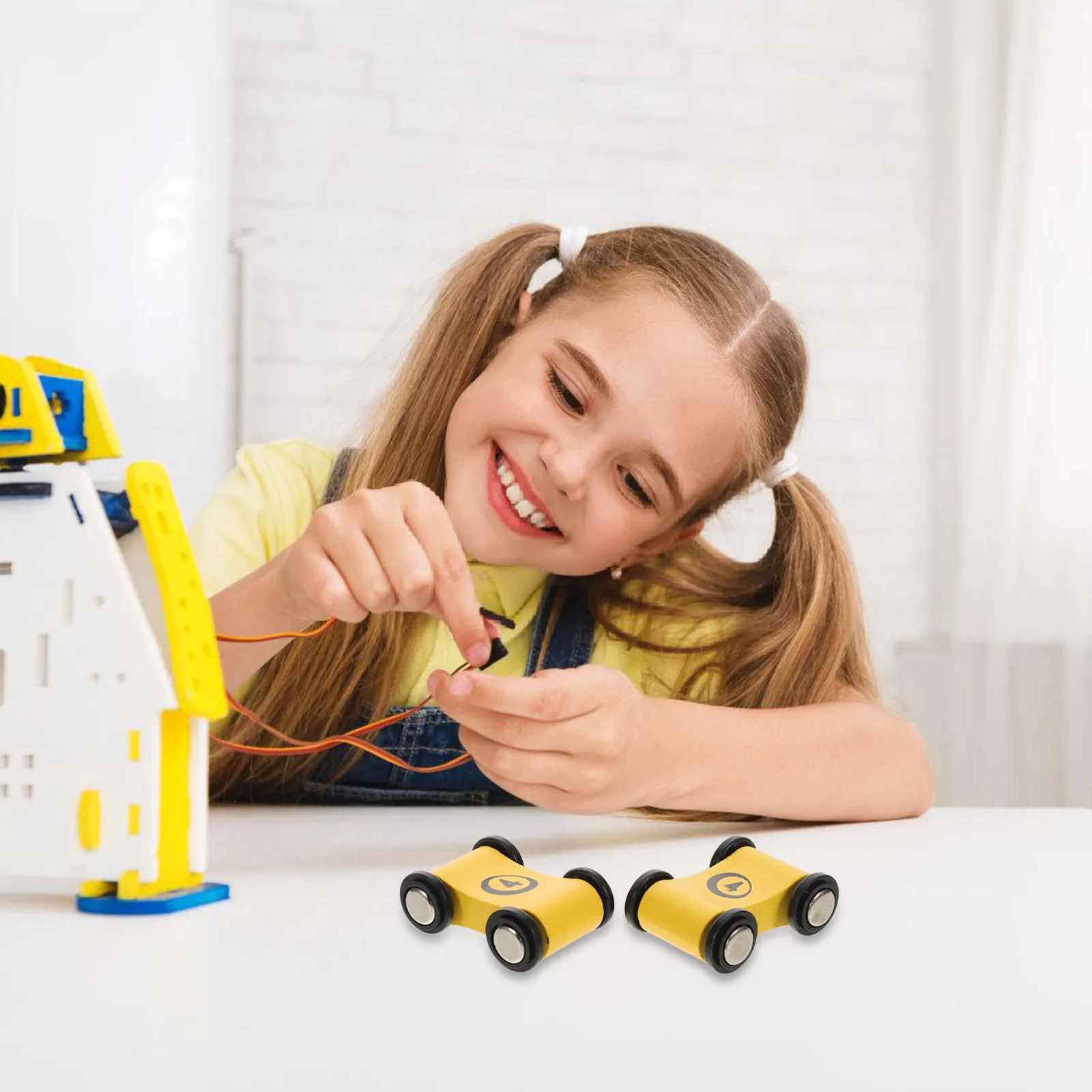5Pcs Wooden Friction Car Racing Set Miniature for Toddlers Educational Hand Eye Coordination Interactive Play
5Pcs Wooden Friction Car Racing Set Miniature for Toddlers Educational Hand Eye Coordination Interactive Play