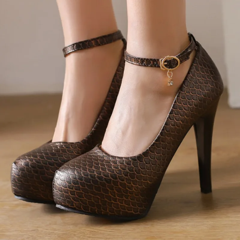Women's Fish Print High Heels Platform Pump Ankle Strap Stilettos Shoes 12cm Super Heel Dress Pole Dance Shoes Gold Silver Brown
Women's Fish Print High Heels Platform Pump Ankle Strap Stilettos Shoes 12cm Super Heel Dress Pole Dance Shoes Gold Silver Brown
