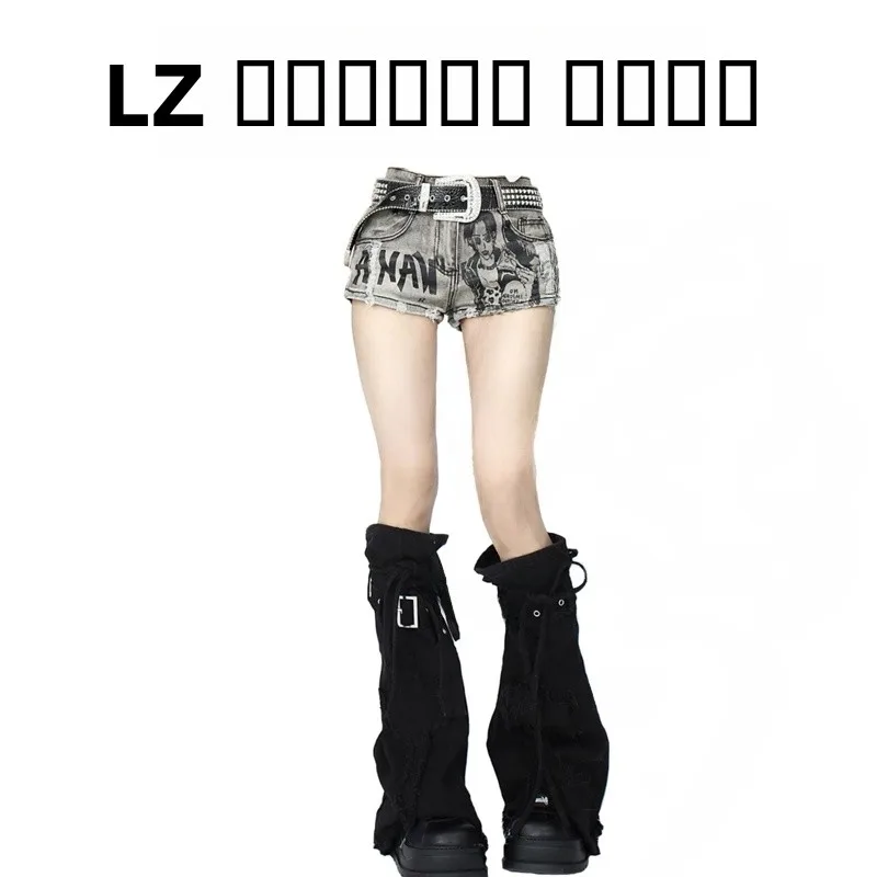 Американские джинсовые шорты в стиле ретро с низкой посадкой для женщин, летние, новые, с эффектом похудения, с принтом, в уличном стиле, хит продаж
Американские джинсовые шорты в стиле ретро с низкой посадкой для женщин, летние, новые, с эффектом похудения, с принтом, в уличном стиле, хит продаж