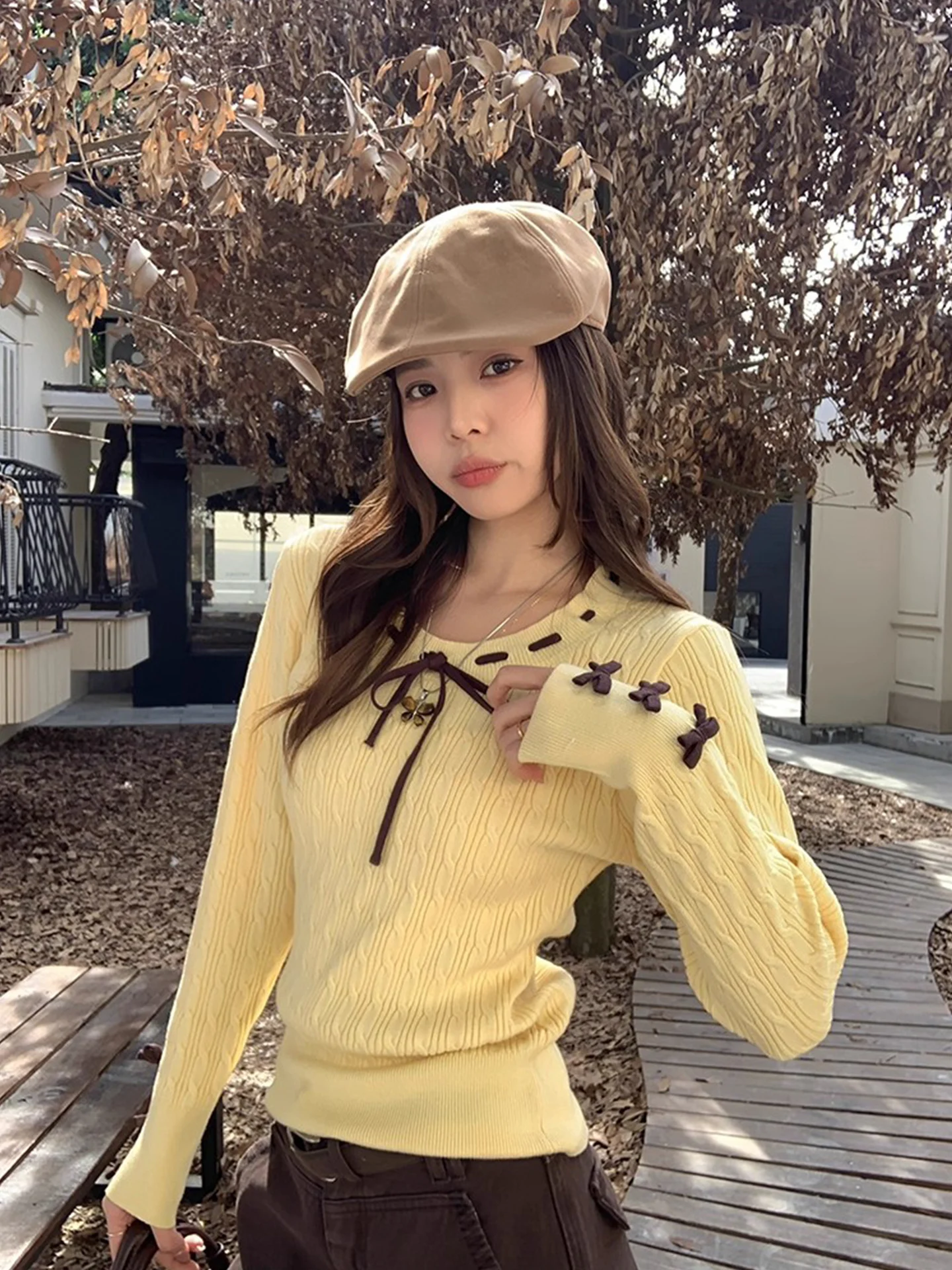 Korean Style Knot Soft Cozy Knitted Sweater Women's Autumn Winter Slimming Base Layer Casual Top Fashion Trend
Korean Style Knot Soft Cozy Knitted Sweater Women's Autumn Winter Slimming Base Layer Casual Top Fashion Trend
