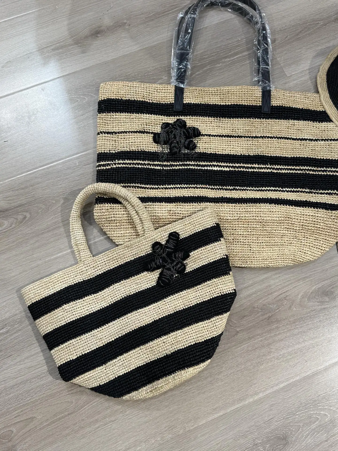 New Women'S Raffia Woven Tote Bag Is Fashionable And Versatile, Elegant And Graceful
New Women'S Raffia Woven Tote Bag Is Fashionable And Versatile, Elegant And Graceful