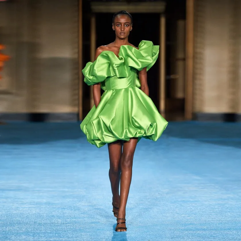 Fashion Green Short Prom Dresses for Women Ruffle Pleated Satin Evening Gown Party Cocktail Mini Skirt vestidos
Fashion Green Short Prom Dresses for Women Ruffle Pleated Satin Evening Gown Party Cocktail Mini Skirt vestidos