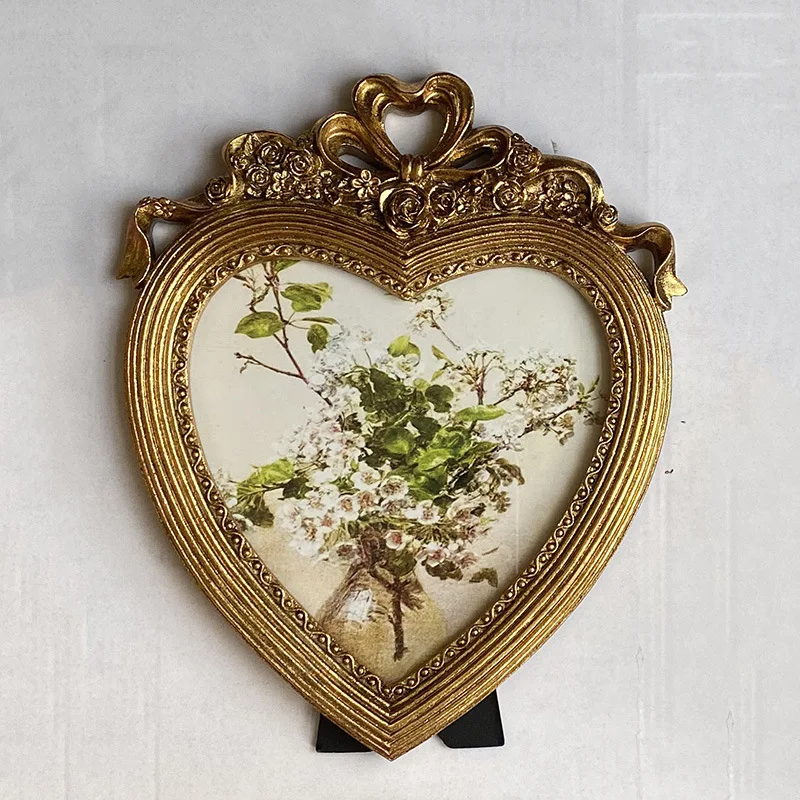 Mutihome Room Decoration European Relief Resin Photo Frame Decoration Hanging On The Wall Wedding Photos Love Picture Frames
Mutihome Room Decoration European Relief Resin Photo Frame Decoration Hanging On The Wall Wedding Photos Love Picture Frames